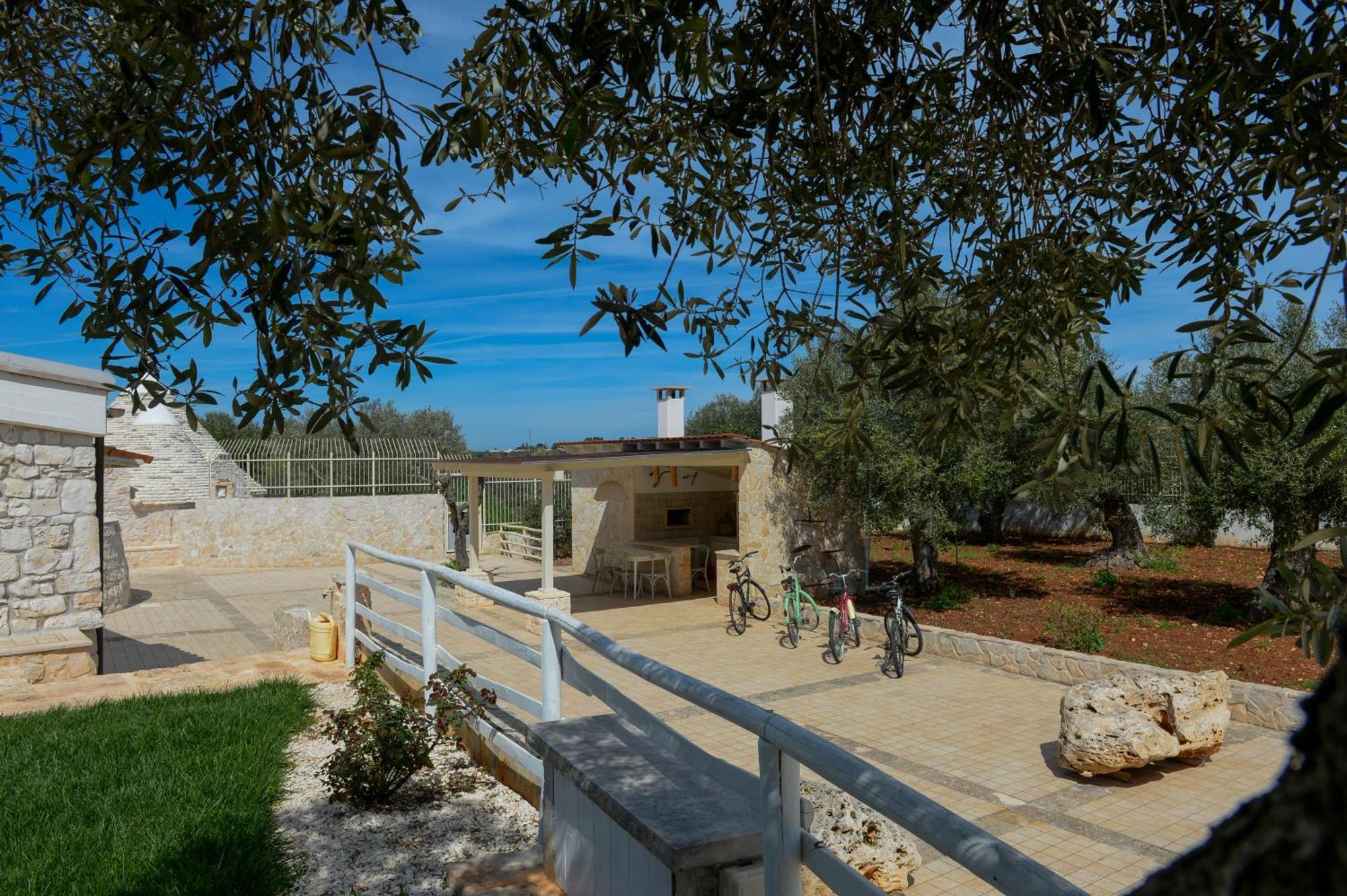 Trulli Lisanna - Apulian Hideaway With Pool Apartment Antonelli Exterior photo